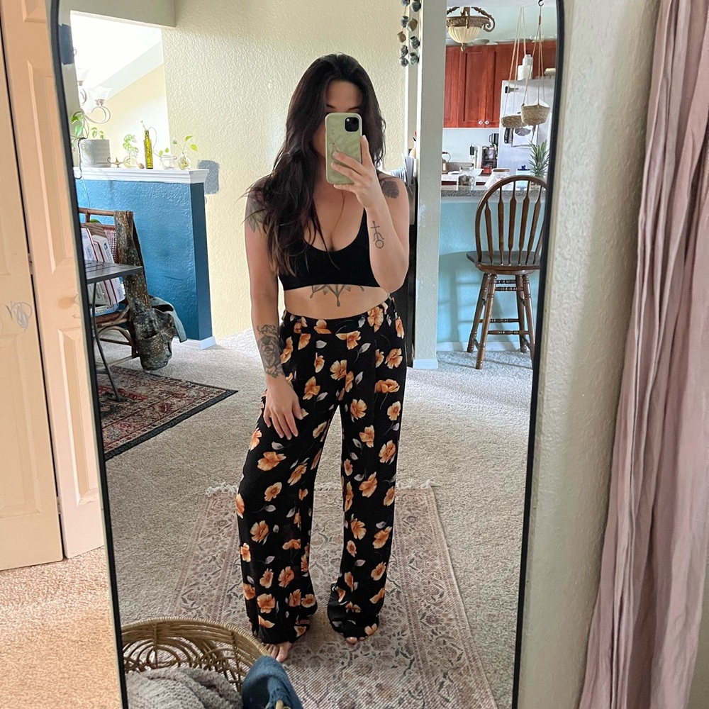 Floral Wide Leg Pant